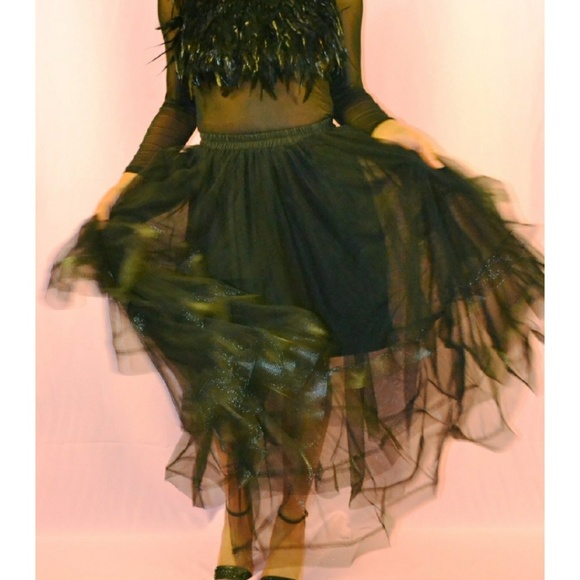 ❗LAST ONE❗Tiered Skirt - Picture 2 of 4